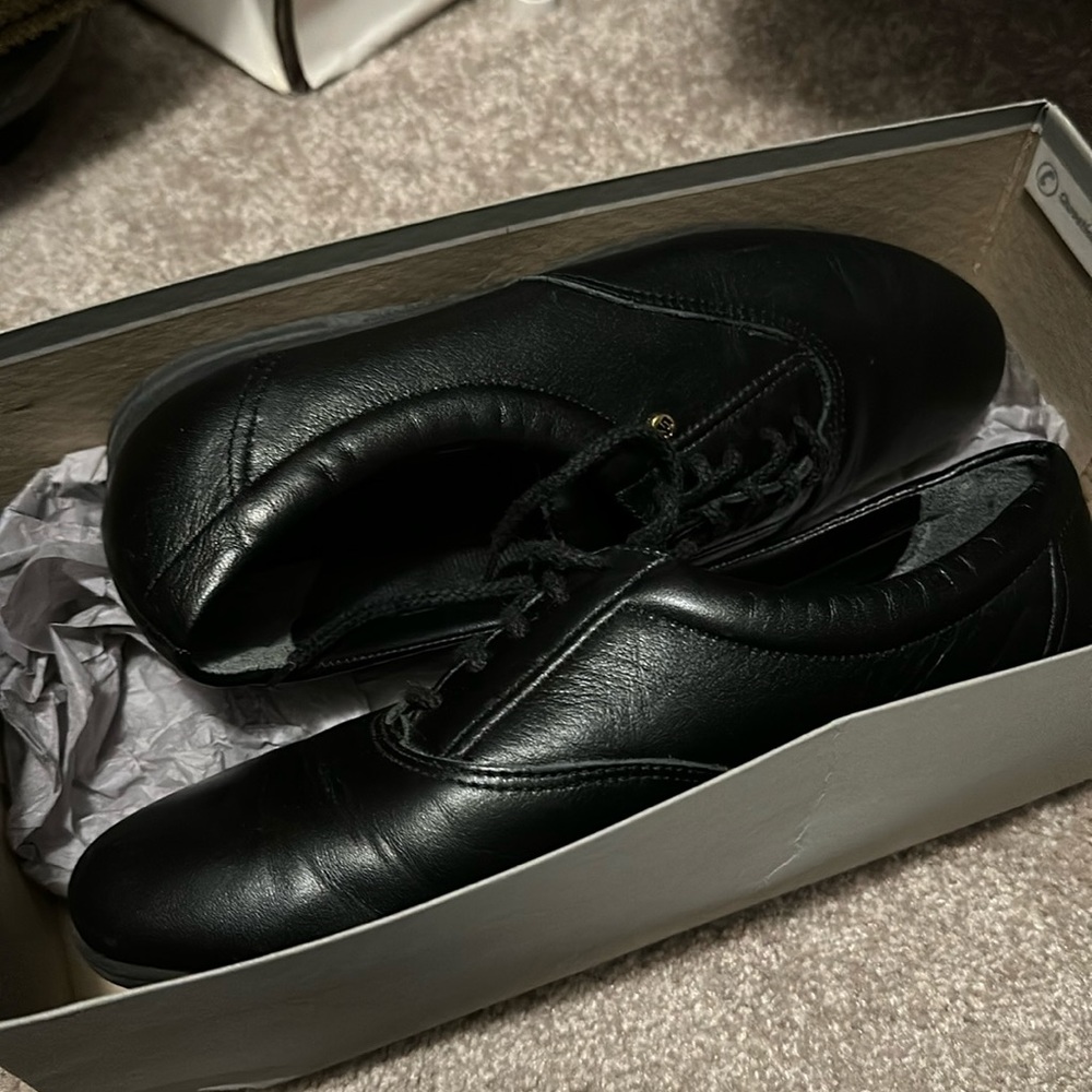 Easy Spirit Shoes - Motion - Black Leather - Size 6